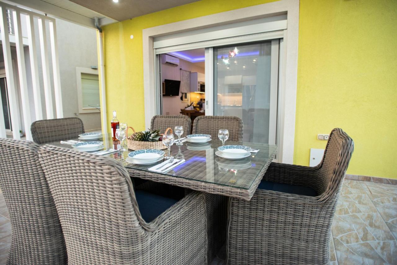 Melia Villa คอคคิโนส เปียร์โกส ภายนอก รูปภาพ